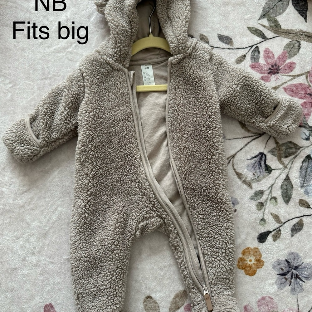 H&M Tan Sherpa Baby Footie